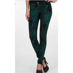 Jessica Simpson KISS Me Skinny Fit Jegging Size 27